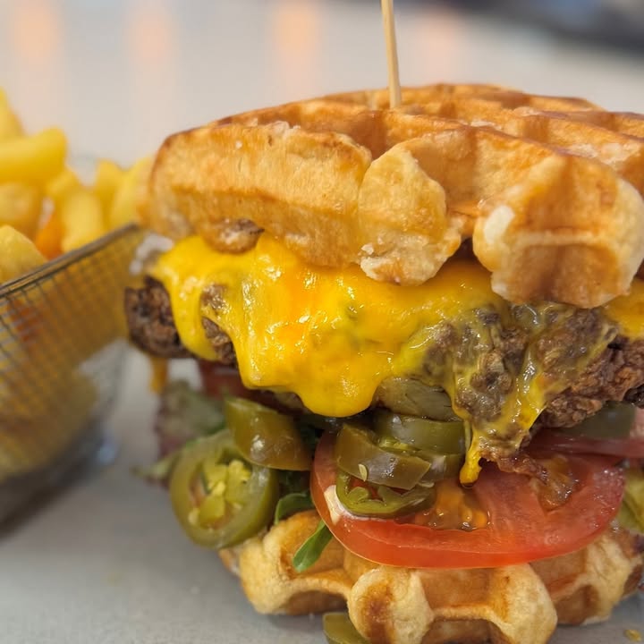 Featured image for “My New Year’s Resolution: Burgers at Singleton Diggers”