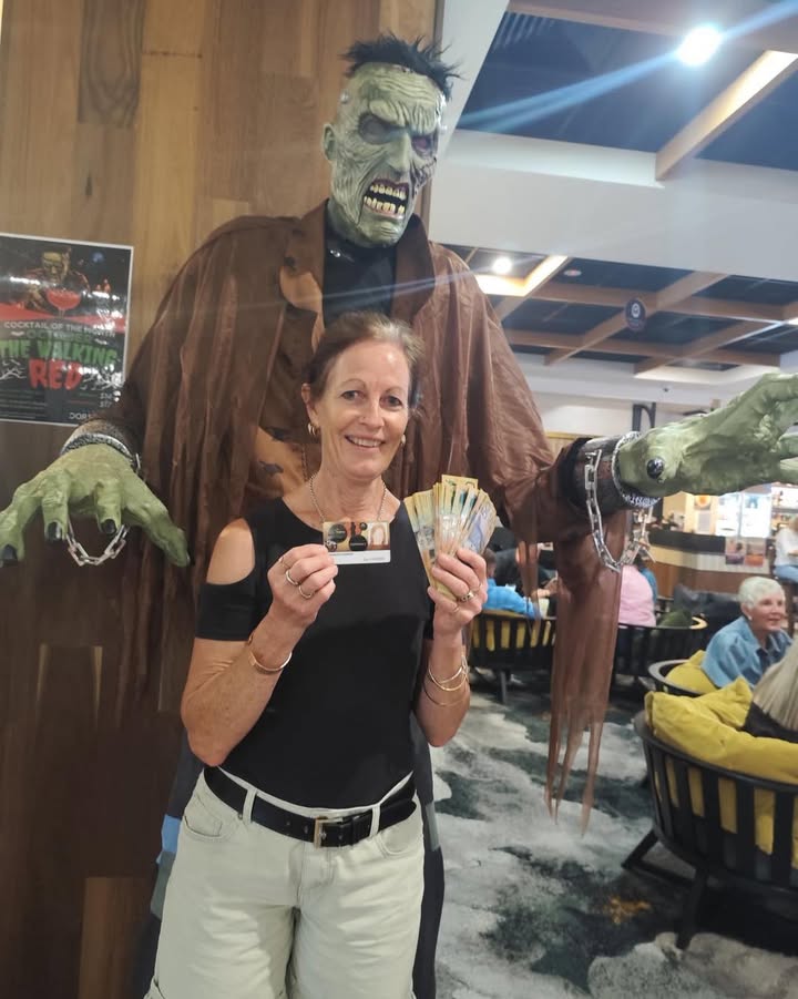 Featured image for “Big Bucks Bonanza Halloween Winners at Singleton Diggers”